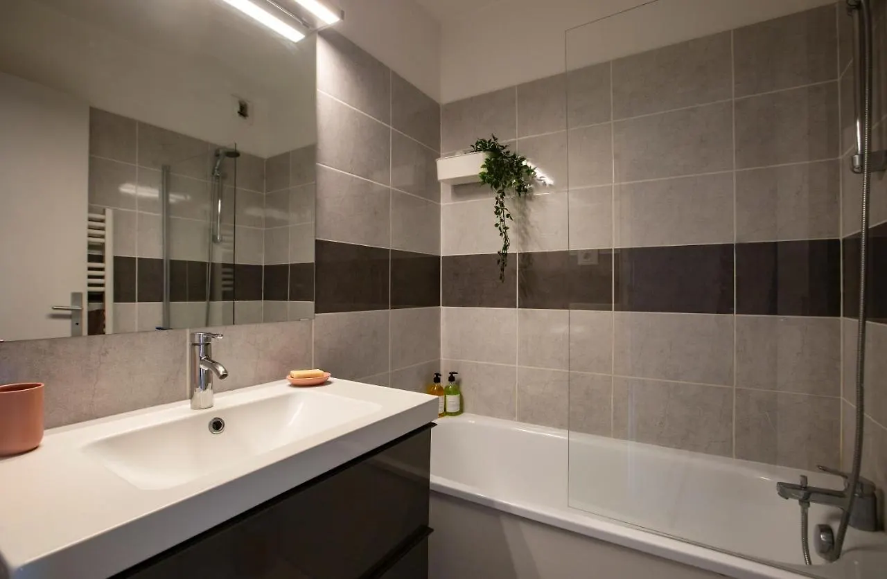 Appartement LE TERRA - familiale - bien exposé à Gassin